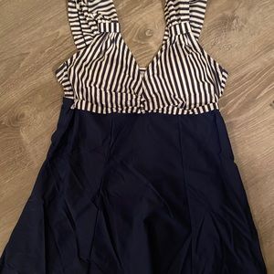 Swimsuit Dress Navy blue stripe Sz M Bnwts